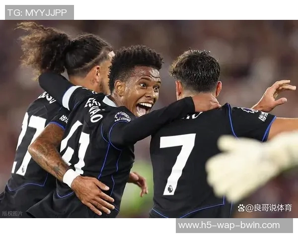 切尔西在英超强队面前表现不佳仅获1胜6分的尴尬战绩 切尔西在英超强队面前表现不佳仅获1胜6分的尴尬战绩