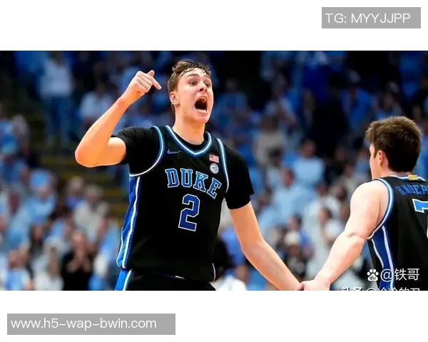 弗拉格砍下29分展现潜力基德赞其18岁能精准理解并执行战术要求 弗拉格砍下29分展现潜力基德赞其18岁能精准理解并执行战术要求